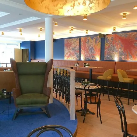 Vincents Bed&bistro Hotell